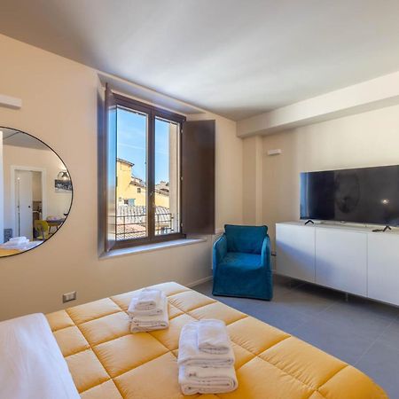 Ampio Monolocale Nel Centro Storico Di Siena Apartment Luaran gambar